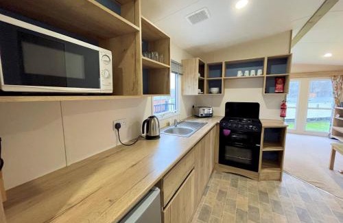 Beattock House | Pass the Keys Cosy 3BR Getaway in Beautiful Country Park