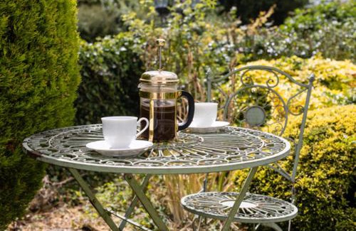 Ludwel House | Pass the Keys Cosy cottage with views over the Shropshire hills