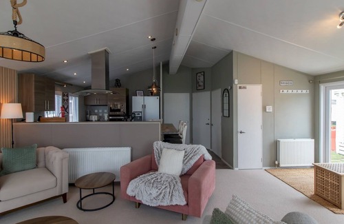 Whitley Bay House | Pass the Keys | Cozy 2-Bed Lodge by the Sea – Whitley Bay Retreat