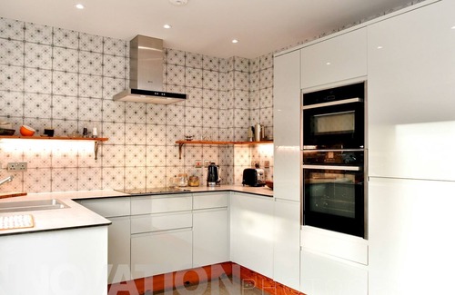 Roath House | Pass the Keys | Lovely 1 Bed Apartment with Parking close to City
