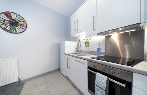 Belfast Apartment | Pass the Keys | Lovely 2BR Loft Apartment in Perfect Location