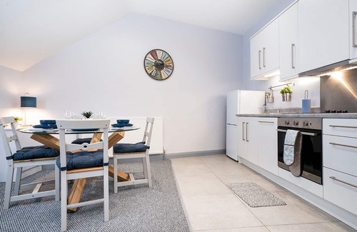 Belfast Apartment | Pass the Keys | Lovely 2BR Loft Apartment in Perfect Location