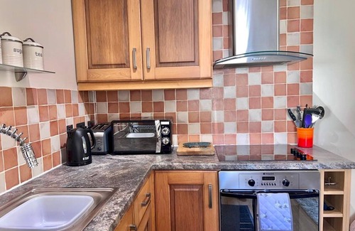 Kidwelly House | Pass the Keys | Old Forge Pumphouse Annexe