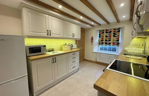 Hulme End House | Pass the Keys | Quaint & Cosy Cottage Hamlet Location for 4 & Pets