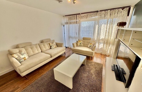 Streatham Hill Apartment | Pass the Keys | Sleek & Bright balcony Flat| Perfect Escape London