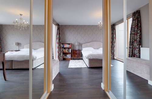 Trumpington House | Pass the Keys | Spacious 3Bedroom Home by Addenbrooke's Hospital