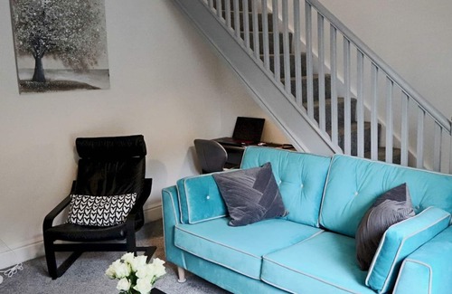 Derby House | Pass the Keys | Stylish Home With Off Road Parking For 2 Cars