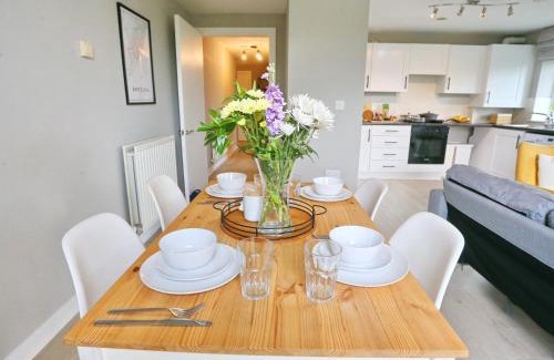 Manchester Apartment | Pass the Keys Sunny Apartment 10mins to Coop Arena