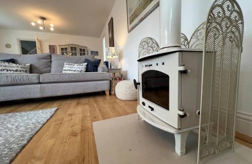 Camber House | Pass the Keys Whytecroft -Fabulous Family Fun