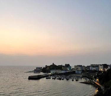 St. Florence House | Passion Flower Cottage