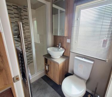 Caister-on-Sea Apartment | Paston 30