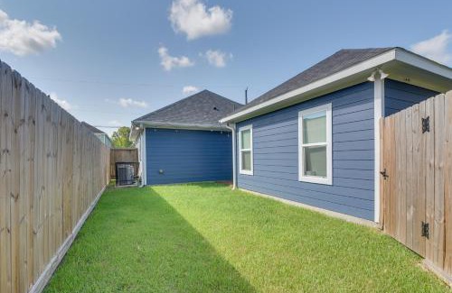 Northeast Houston House | Patio and Fenced Yard Home Close to Dtwn Houston!