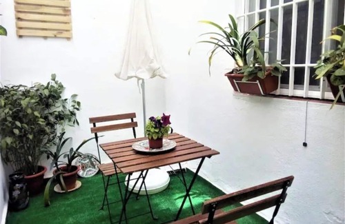 Ciudad Jardin Apartment | Patio del Maestro, Céntrico, al Lado de la Estación