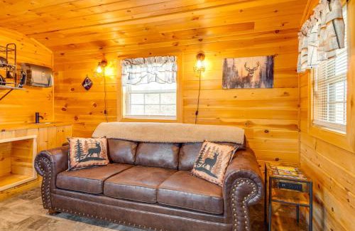 Sevierville House | Patio, Fire Pit and Grill Central Sevierville Cabin