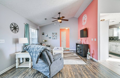 Myrtle Beach House | Patio, Yard & Lake Views: Home in Myrtle Beach!