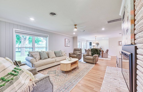 Judson House | Patio, Yard, Views: Modern Home in Longview