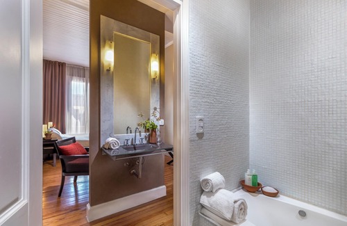 San Telmo Hotel | Patios de San Telmo