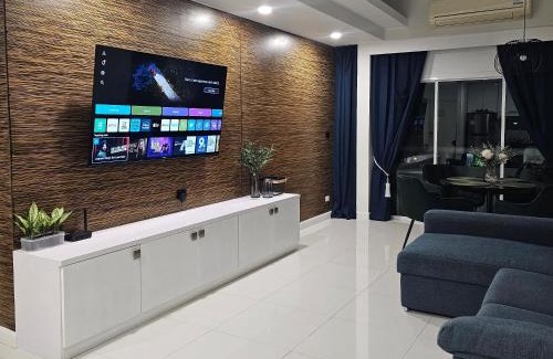 Patong Apartment | Patong Tower Apartment Family Room See View