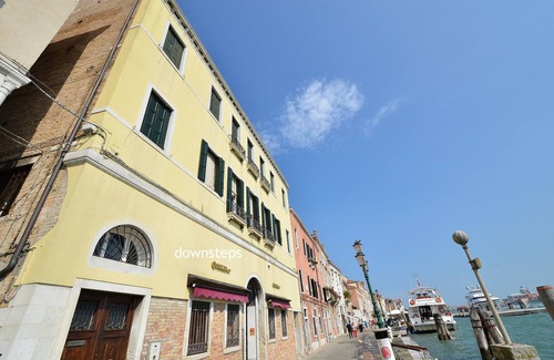 Dorsoduro Apartment | PATRIZIO panoramic view