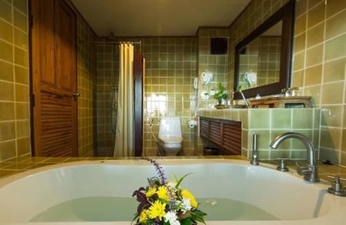 Pak Nam Pran Hotel | Pattawia Resort & Spa