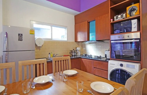 Na Kluea Villa | Pattaya Pool Villa Baan ThapTim