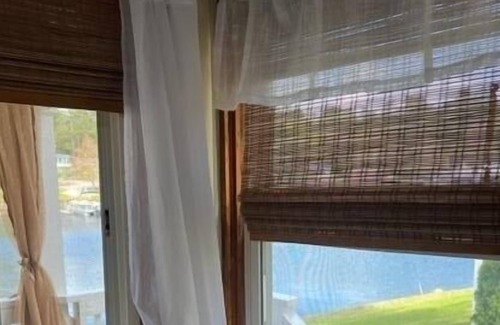 Laconia Cottage | Paugus Bay Cottage on Lake Winnipesaukee!