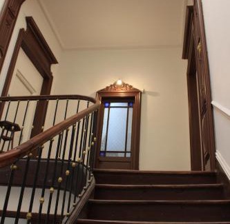 Castelnaudary Apartment | Paul Sabatier-T1-Vue sur Jardin-Luxe-wifi-fi-vélo