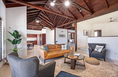 Wongaling Beach House | Pause Reset at Mission