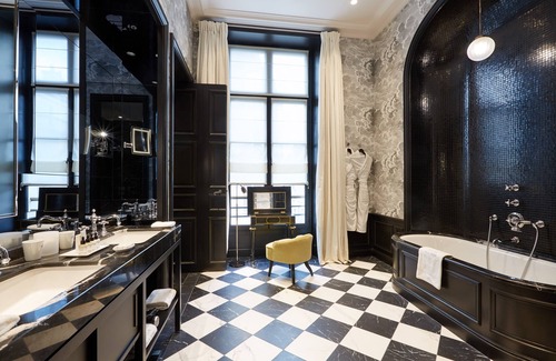 Marais Hotel | Pavillon de la Reine & Spa, Place des Vosges