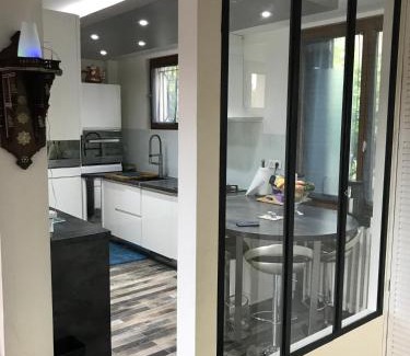 Thiais House | Pavillon F4