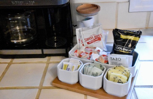 Beech Mountain Cottage | "Paws" for Views; Hot Tub; 2 Minutes to Slopes