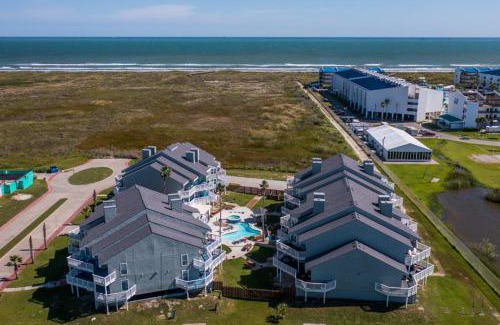 Port Aransas Apartment | Pawsitively Paradise