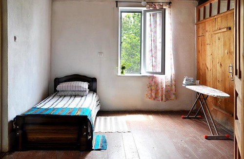 Guria House | Pazuzu Castle