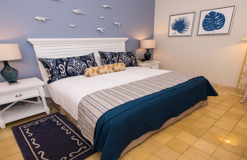Cerritos Resort | PB Emerald Bay Owner Master Suite 1BR2B Nov 8-15, 2025