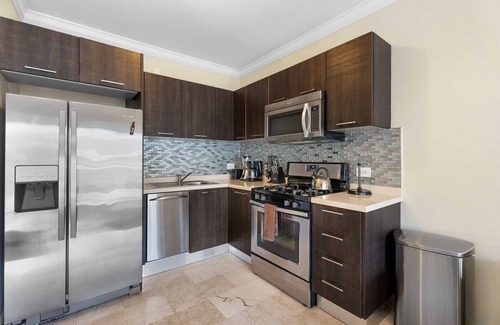 Washington Condo | PC312 - Pool View - 1BR Perfect for a couple - Close to Palm Beach