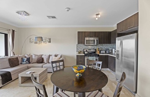 Washington Condo | PC406 - Pool View - 1 BR Perfect for a couple - Close to Palm Beach - 1BR