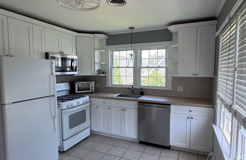 Spring Lake Heights Apartment | Peaceful 2-bedroom apartment with AC in Spring Lake Heights close to the beach.
