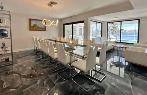 Greenview Shores House | Peaceful 3/2 Wellington Lakeside Home