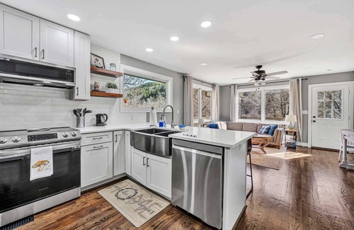 Fincastle House | Peaceful 3BR Escape With National Forest Access