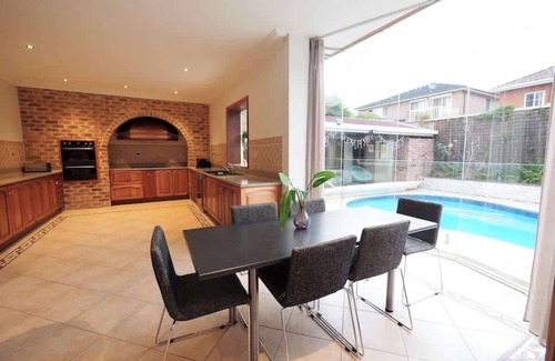 Concord House | Peaceful 4-bed Concord escape with private pool