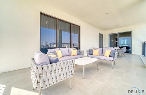 Dubai Apartment | Peaceful 4BR Penthouse with Assistant Room at Le Pont Jumeirah by Deluxe Holiday Homes