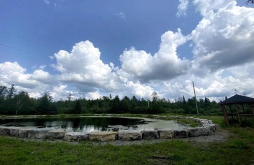 Trent Lakes House | Peaceful and Heavenly Private Water Front Cottage on 100 Acres of Scenic Beauty- Trent Lakes