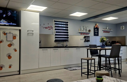 Creuzier-le-Vieux Apartment | Peaceful apartment on a green estate 4KM from the center of vichy