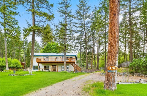 Lakeside Condo | Peaceful Bay Overlook - Lower - Blocks away from Flathead Lake - 45mi to GNP