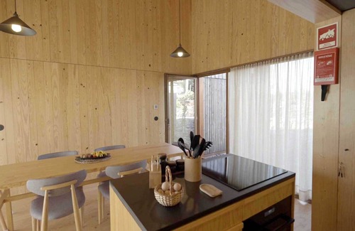 Paredes Ski Chalet | Peaceful Chalet Suite in the Heart of Porto Hills!