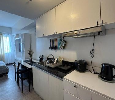 Guadalupe Apartment | Peaceful Cozy Condo by Lee in Cebu City Studio and Fast Wifi