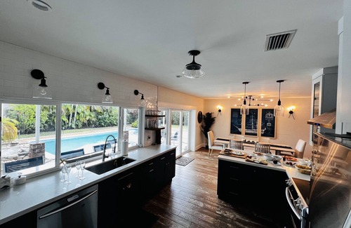 Cutler Bay House | Peaceful Exotic Family Home on Cul-de-sac -Minutes from most tourist attractions