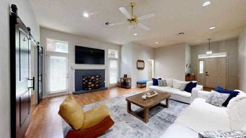 Glenhaven House | Peaceful Family-Friendly Retreat with Large Backyard Near Texas A&M in Dr. College Station, Texas