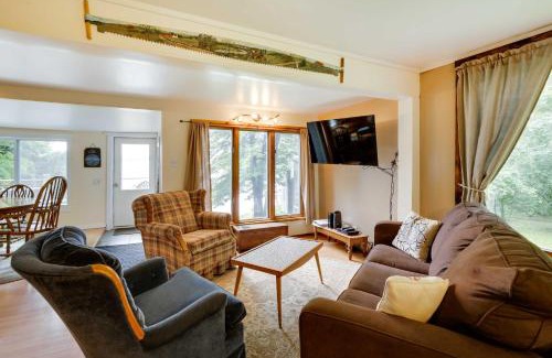 Winthrop House | Peaceful Fishermans Paradise with Deck and Fire Pit!