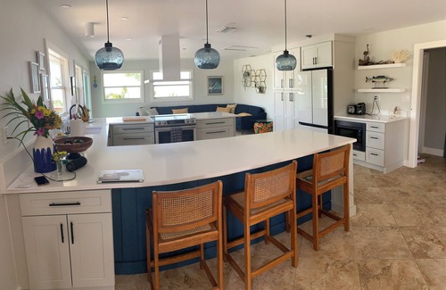 Bokeelia House | Peaceful fishing Island paradise with boat lift
